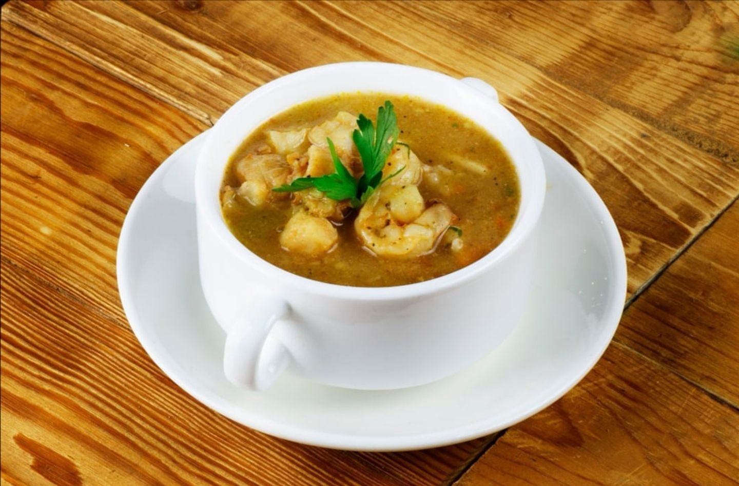 شوربة سيفود حمراء