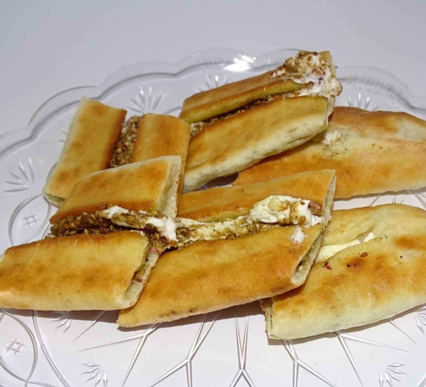 فطيرة لبنة بالزعتر