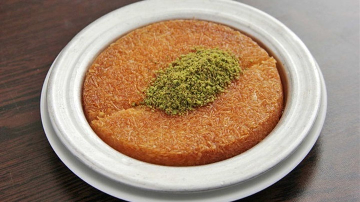 كنافة بالقشطة