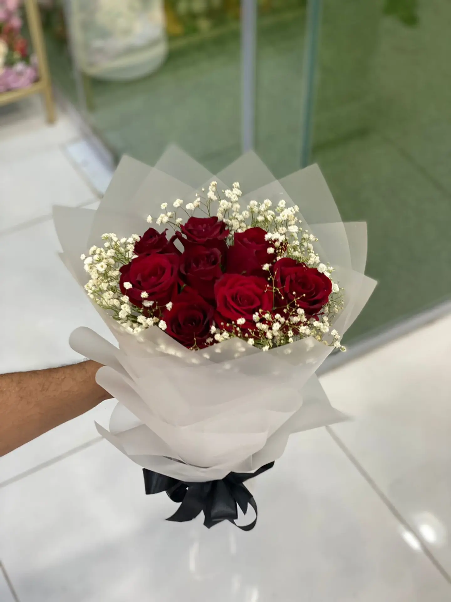 بوكية احمر تغليف شفاف