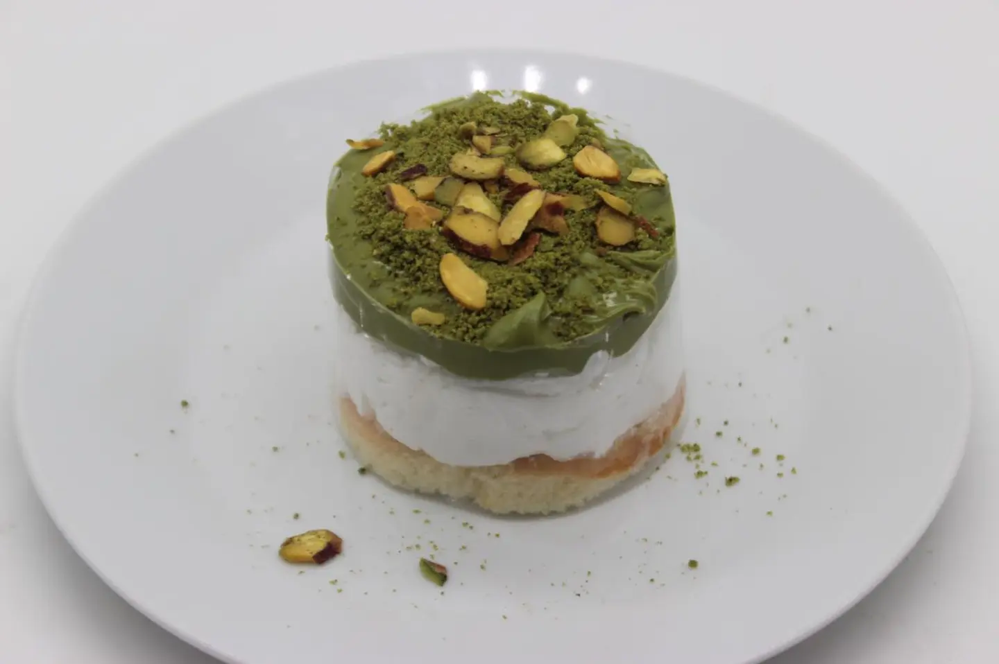 Pistachio Cake (Large)
