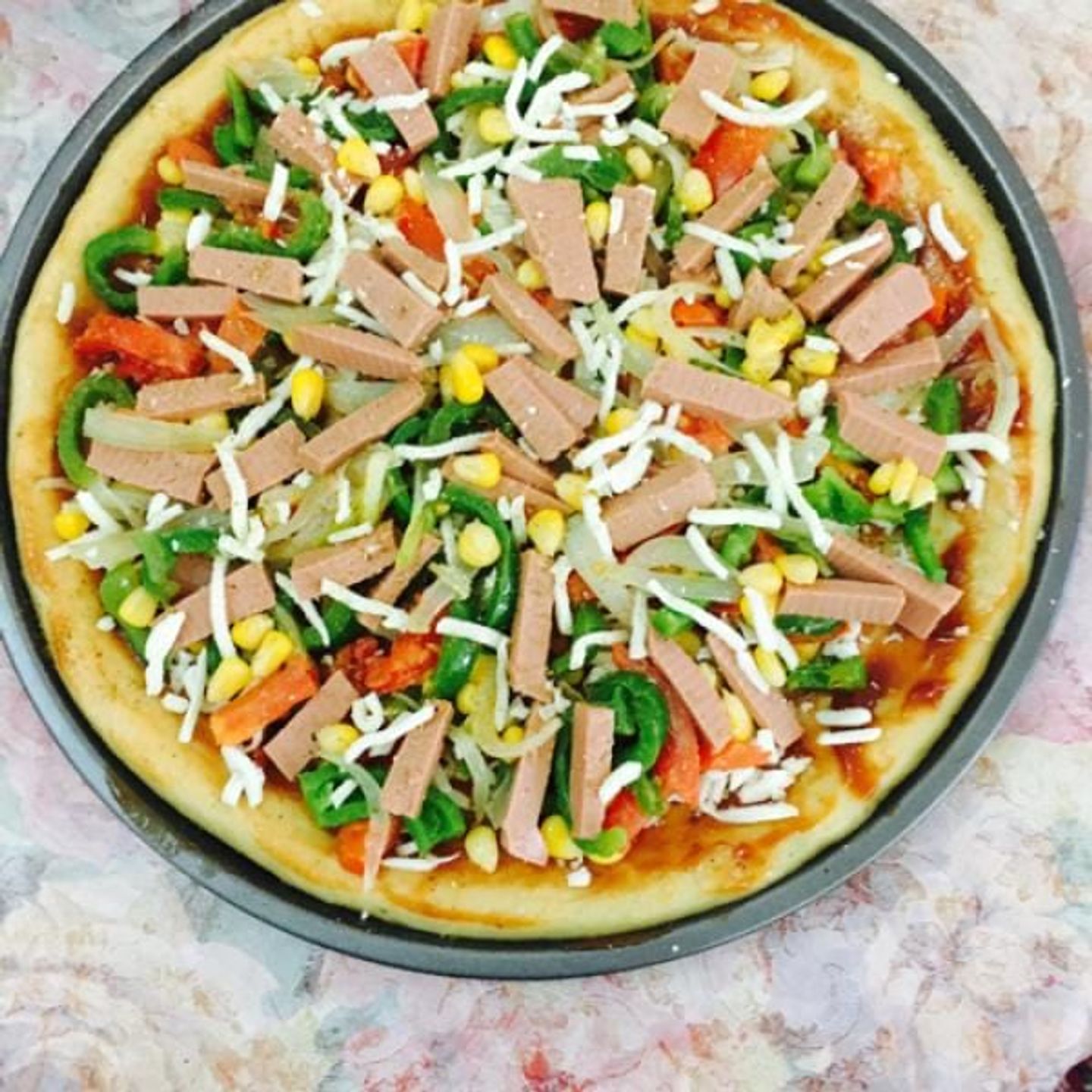 Chicken And Vegetable Hot Dog Pizza