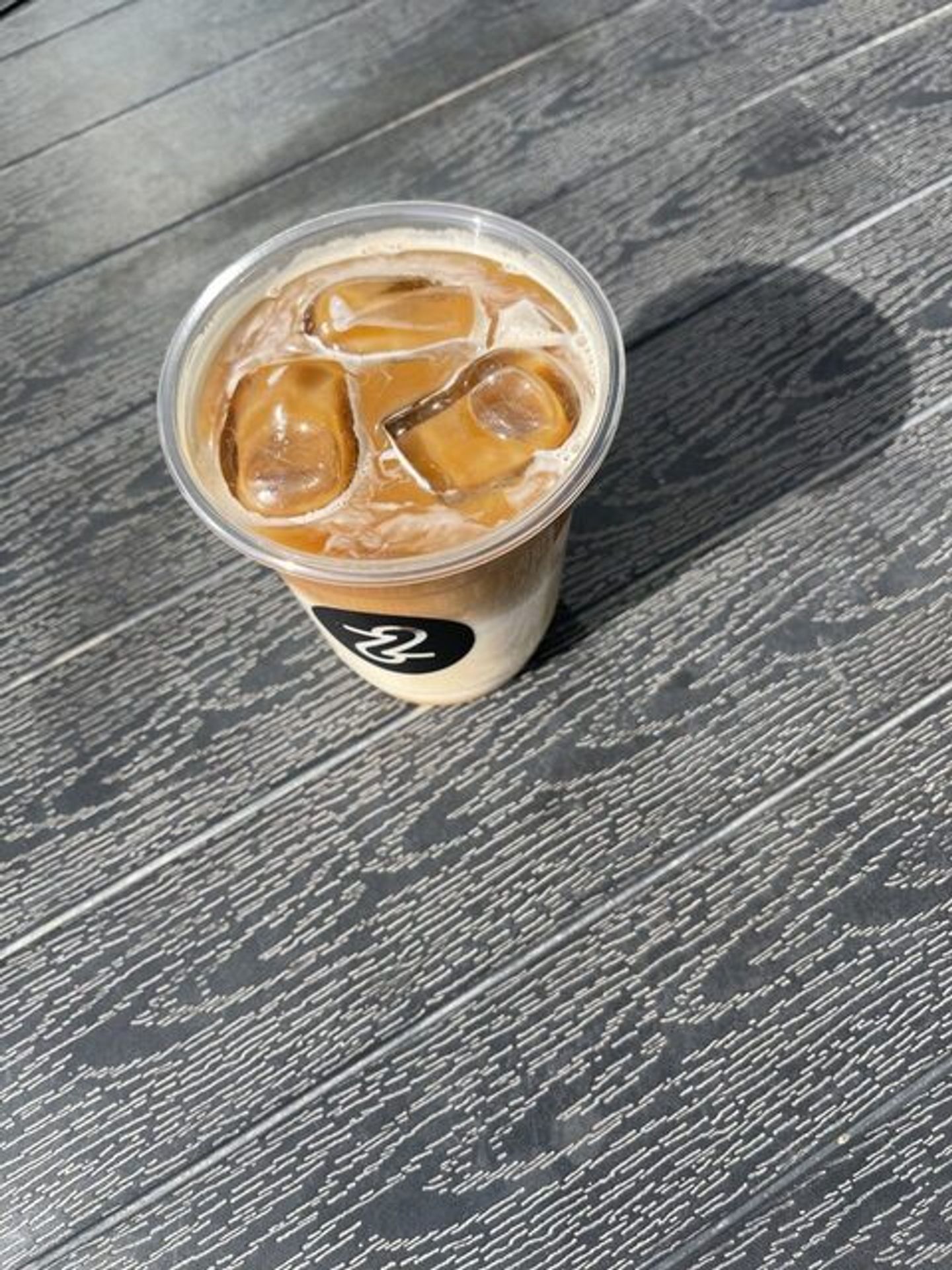 سقنتشر لاتيه بارد
