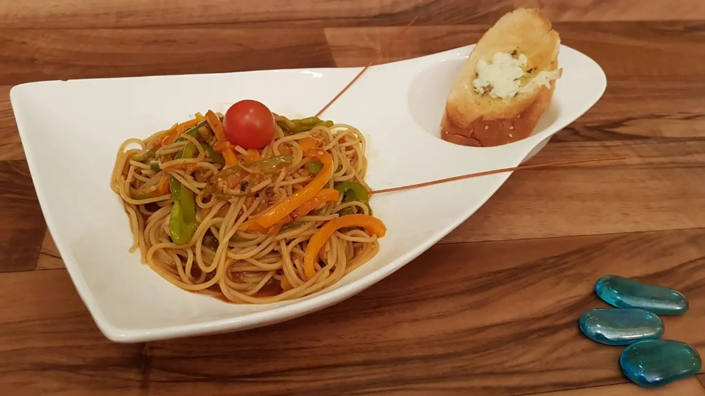 Chinese Chicken Noodles