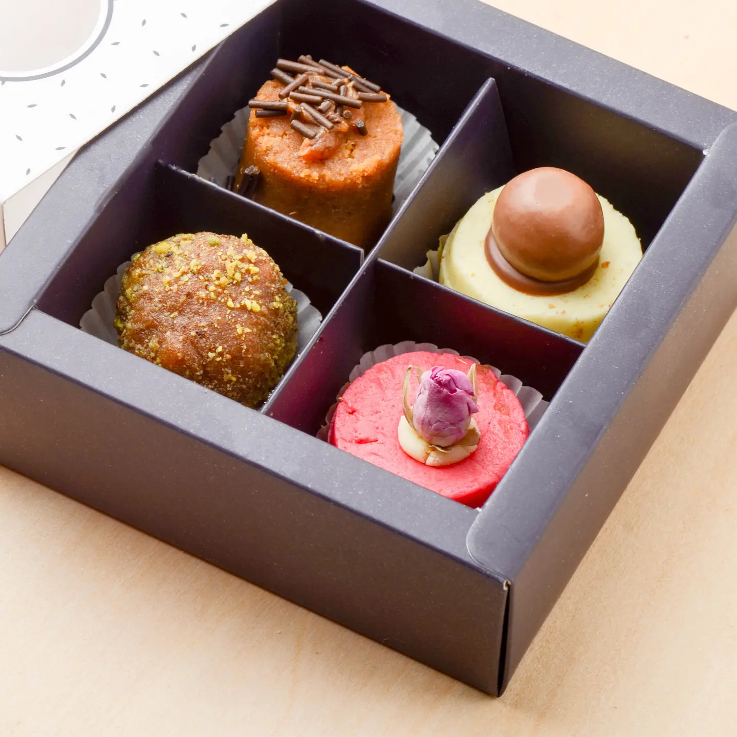 Mini Anastna Gift Box 4