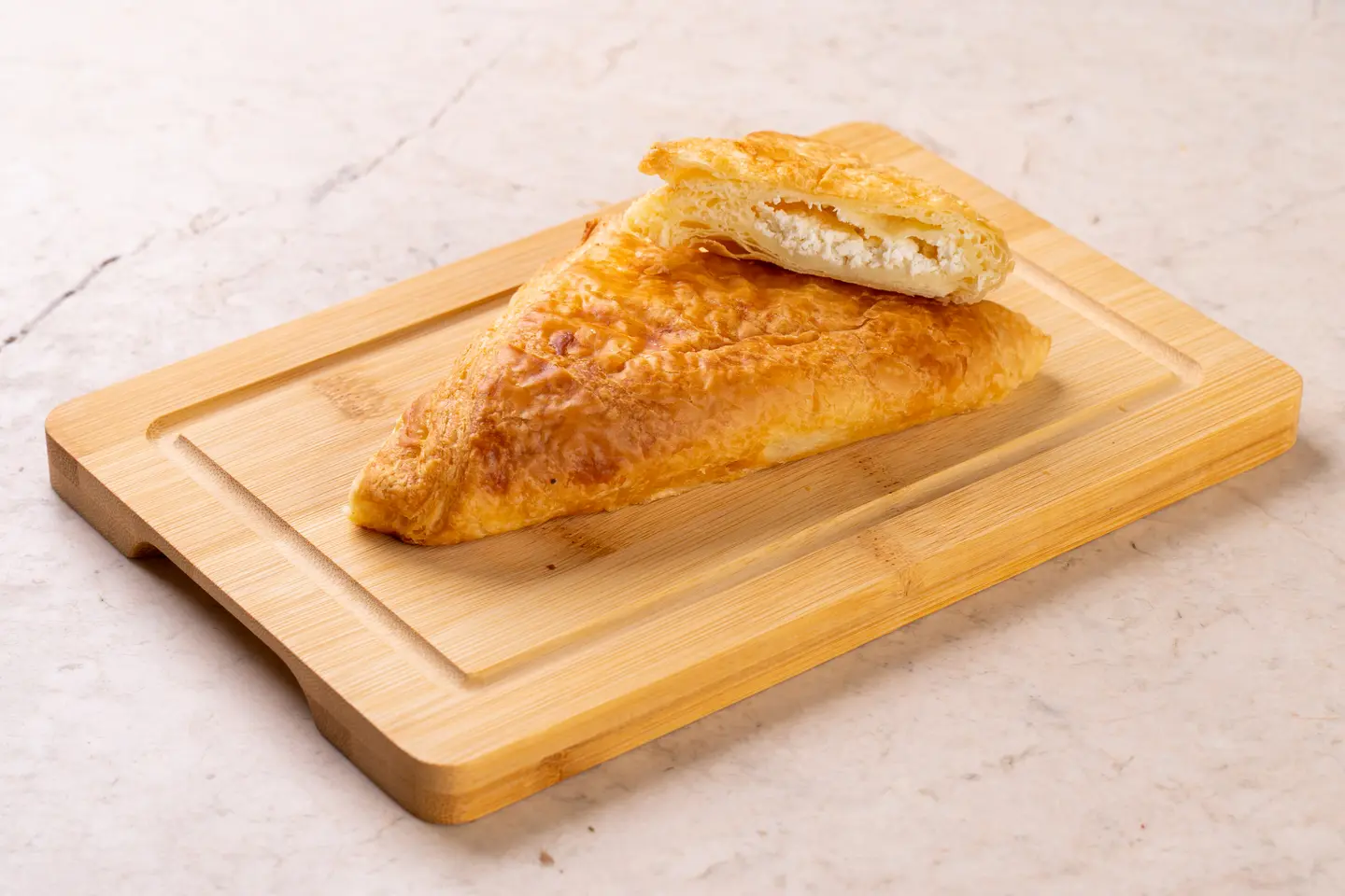 بريك جبنه بيضاء