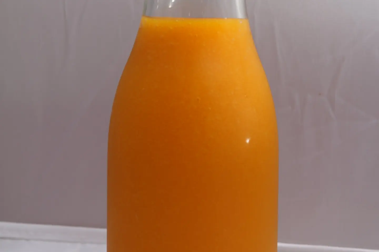 عصير مانجو طازج