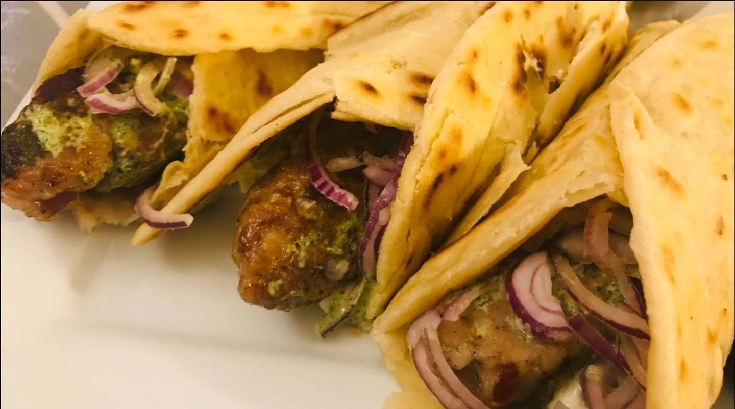 رول سيخ كباب دجاج