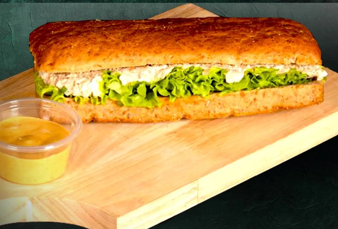 ساندوتش التونة بخيز البانيني الاسمر