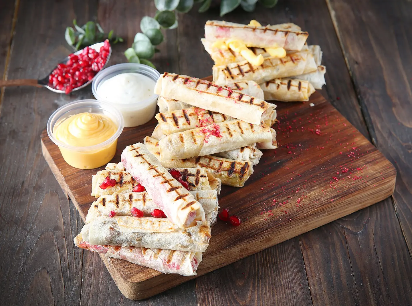 Mosakhan Shormeh Beef 24 Pcs