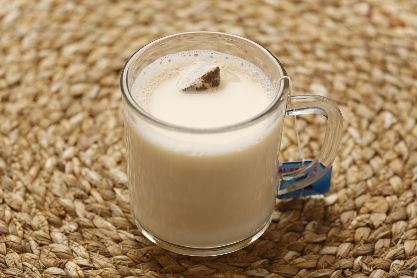 شاي حليب
