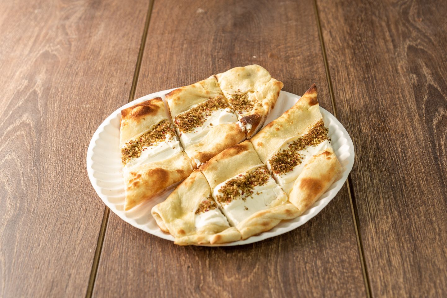 فطيرة لبنة و زعتر