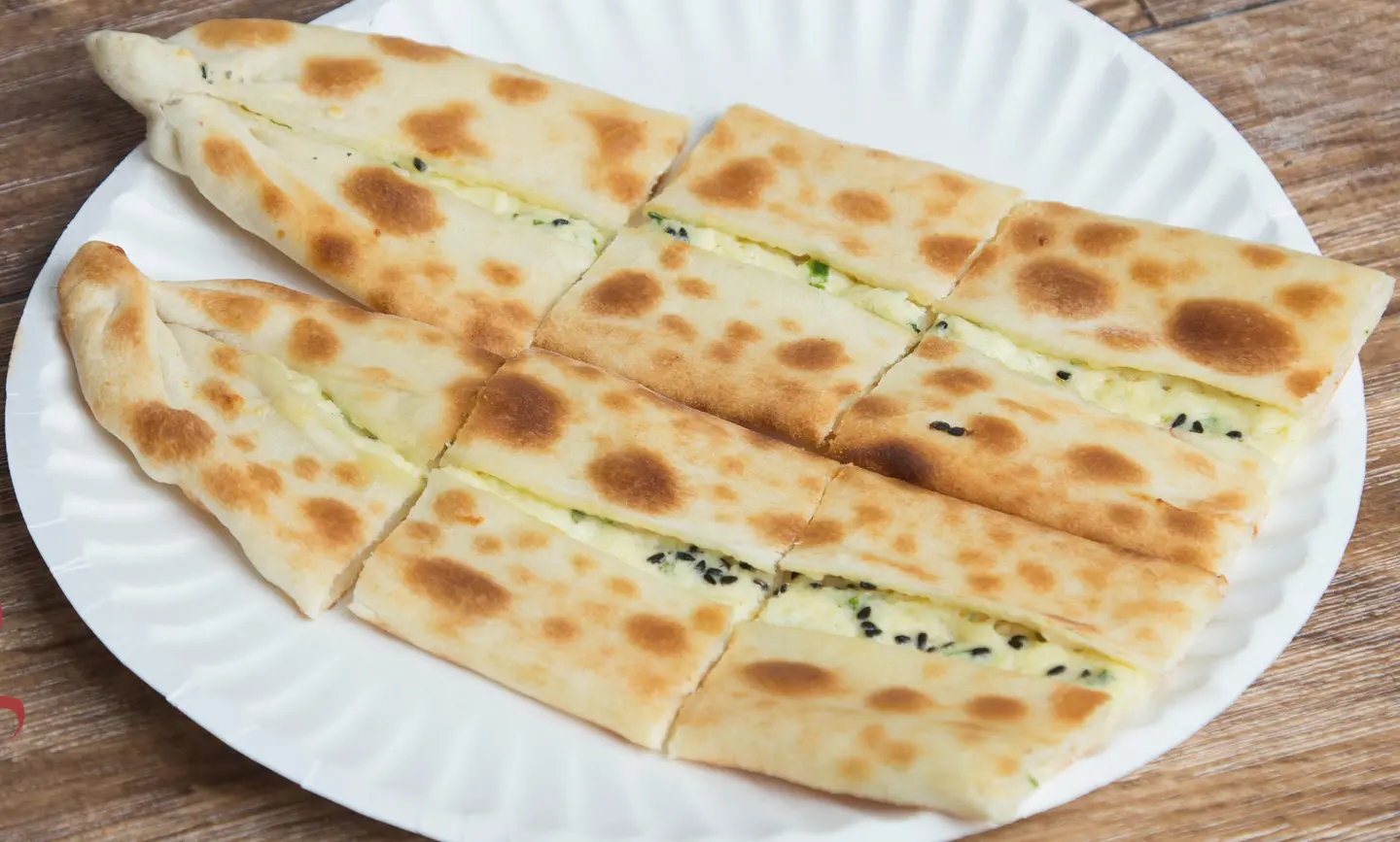 فطيرة جبنة عكاوي