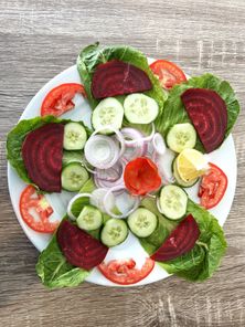سلطة طازجة