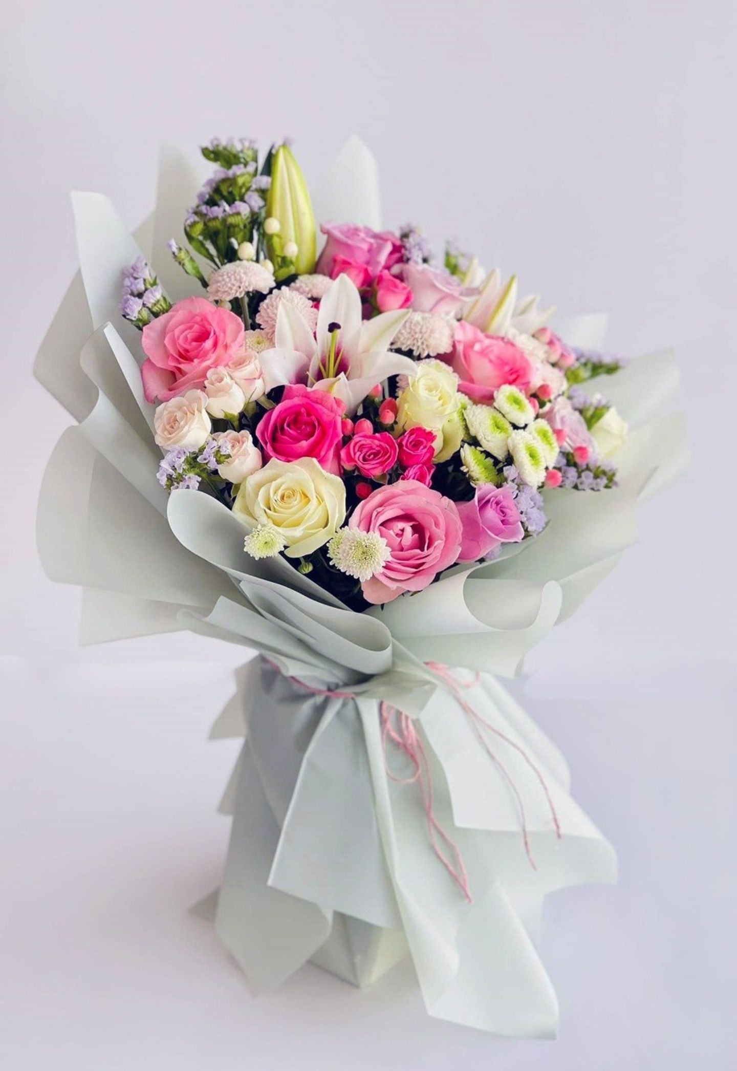 Gorgeous Flower Bouquet Natural Rose
