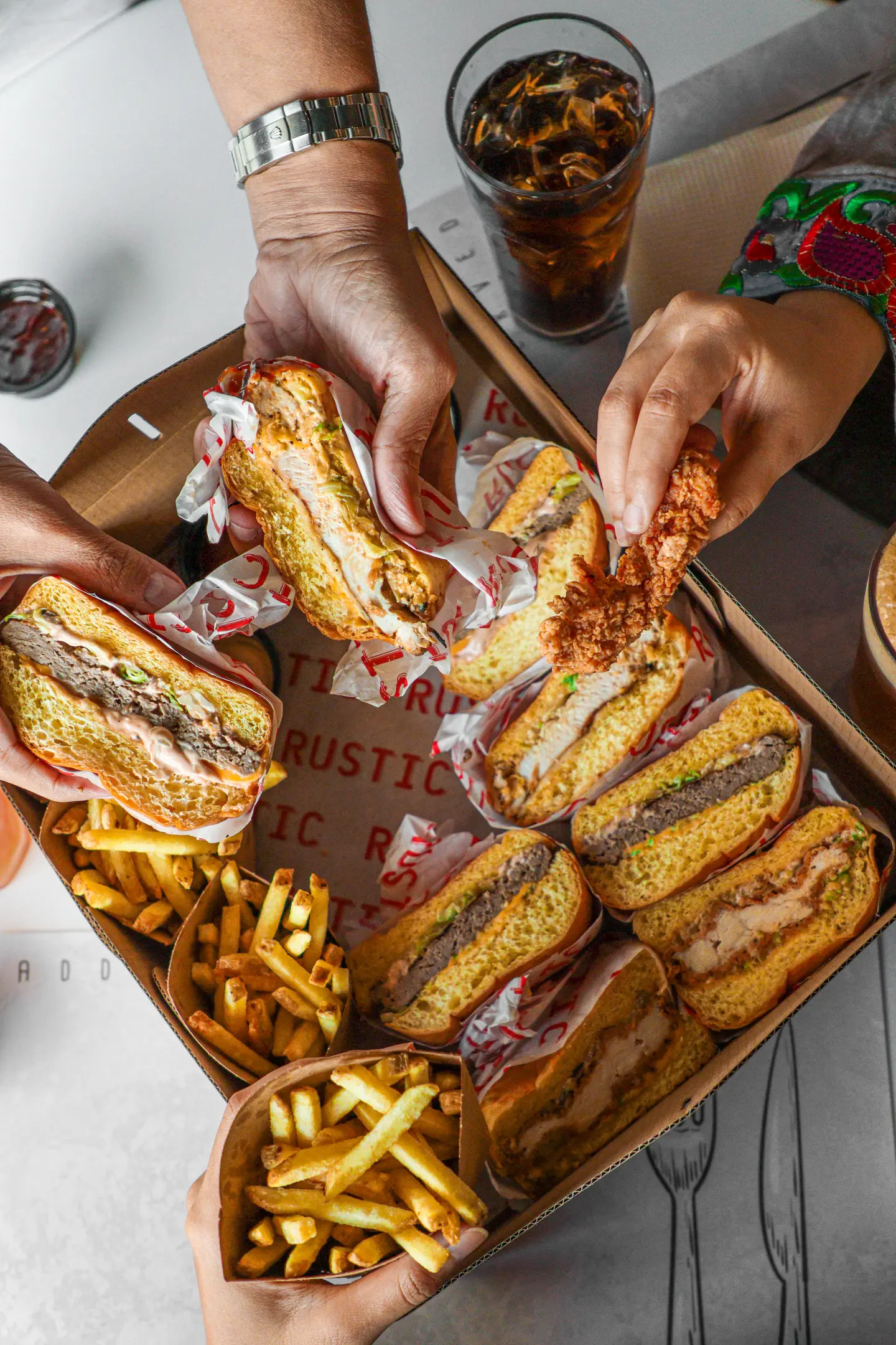 بوكس ٤ هوت دوج أشويها في البيت