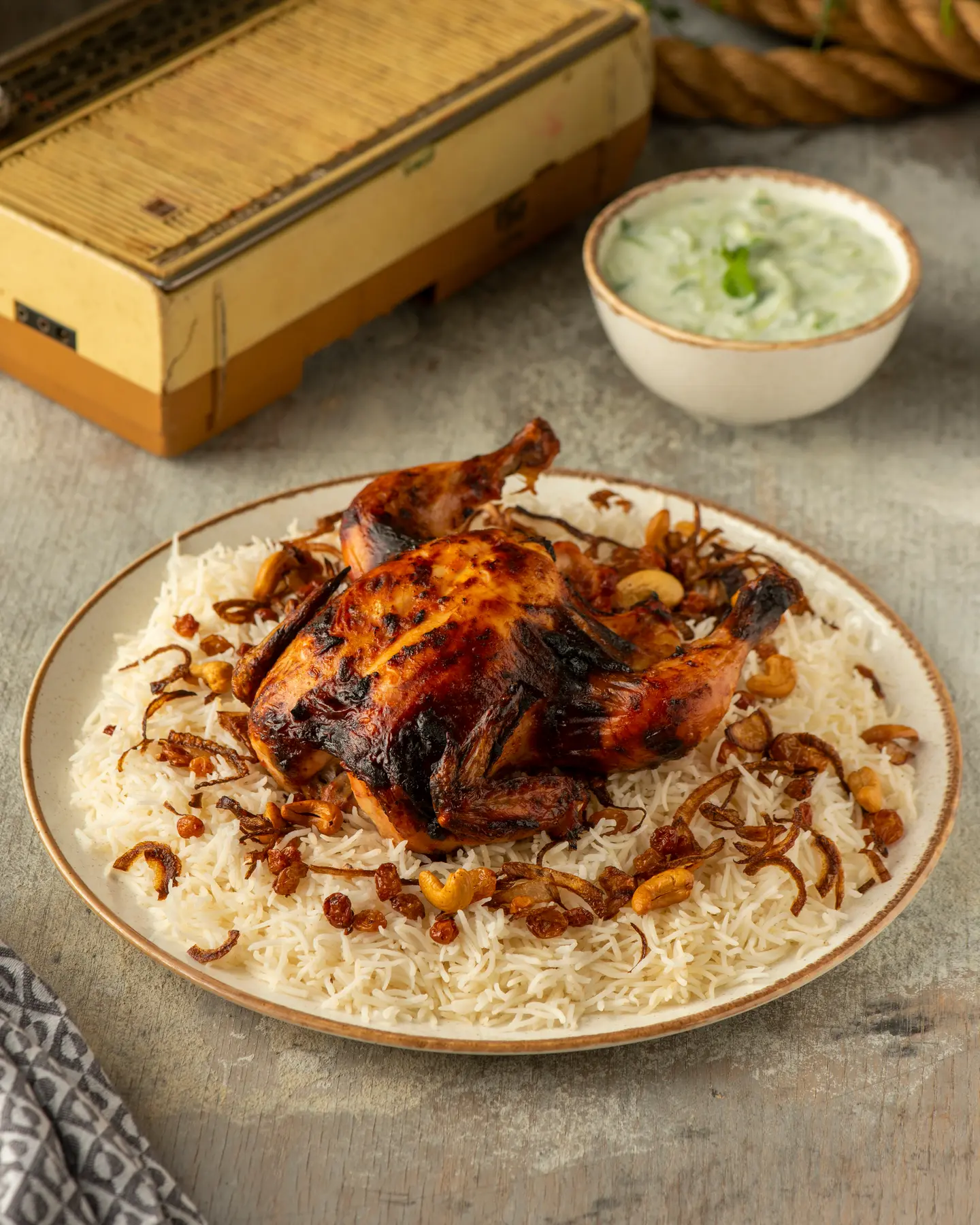 كبسة سعيفات البيضاء - نص دجاجة