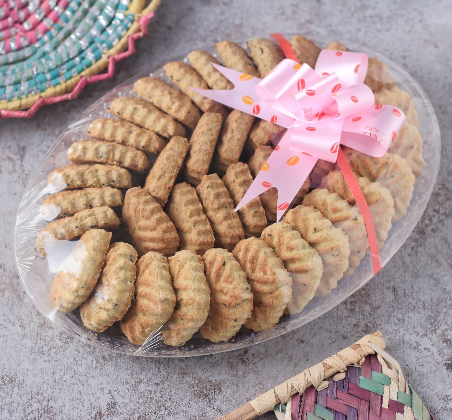 صحن معمول تمر كيلو