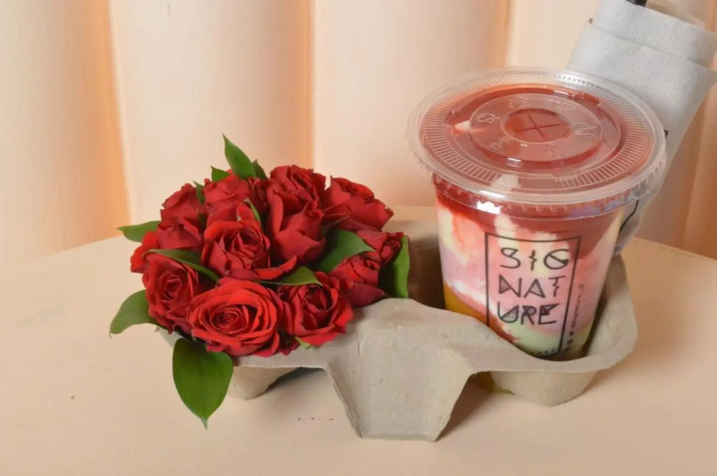 Signature Juice With Red Design