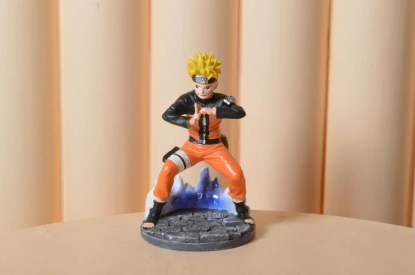 Naruto Statue