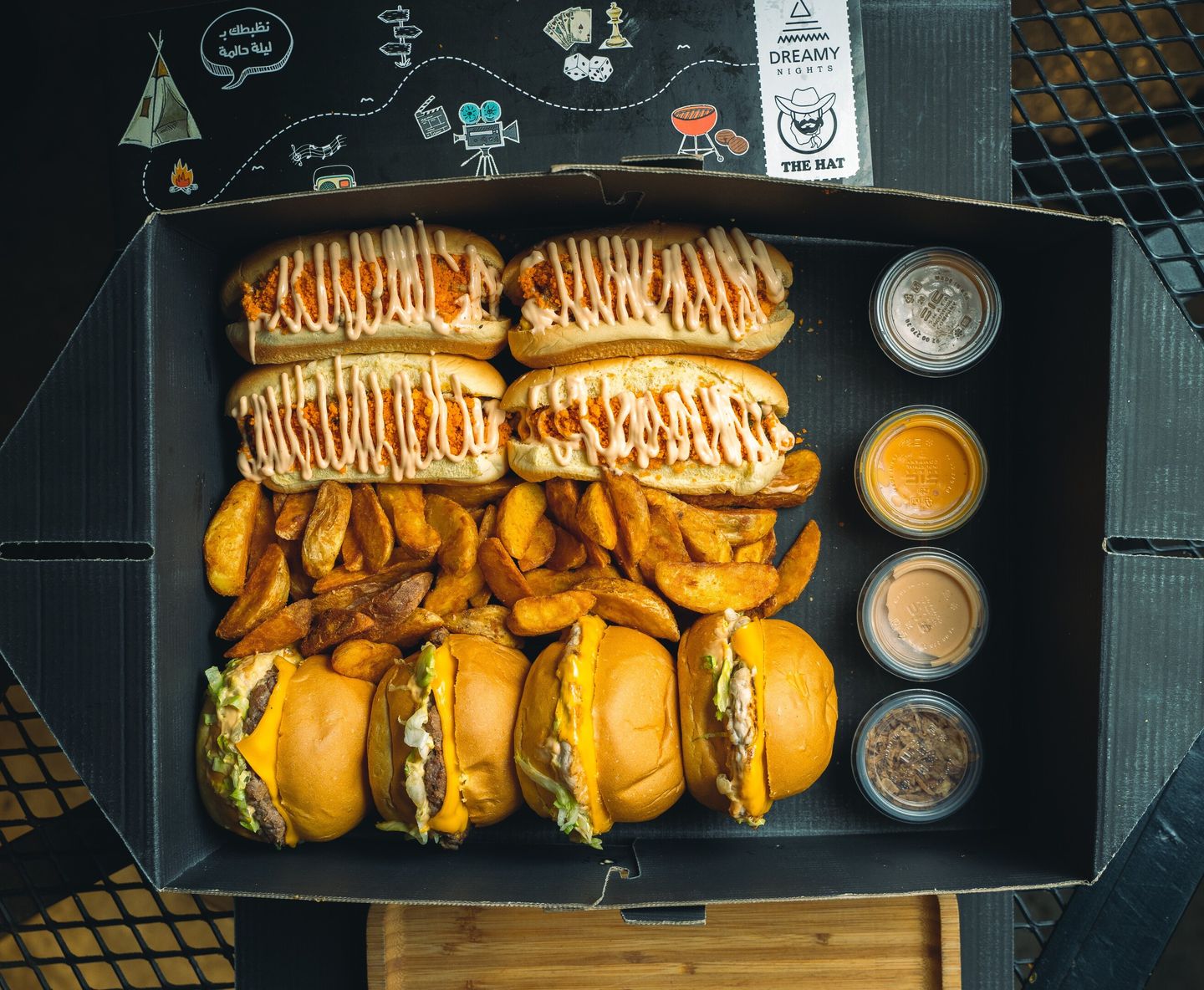 Mix Box Of 4 Beef Burger And 4 Chicken Steak
