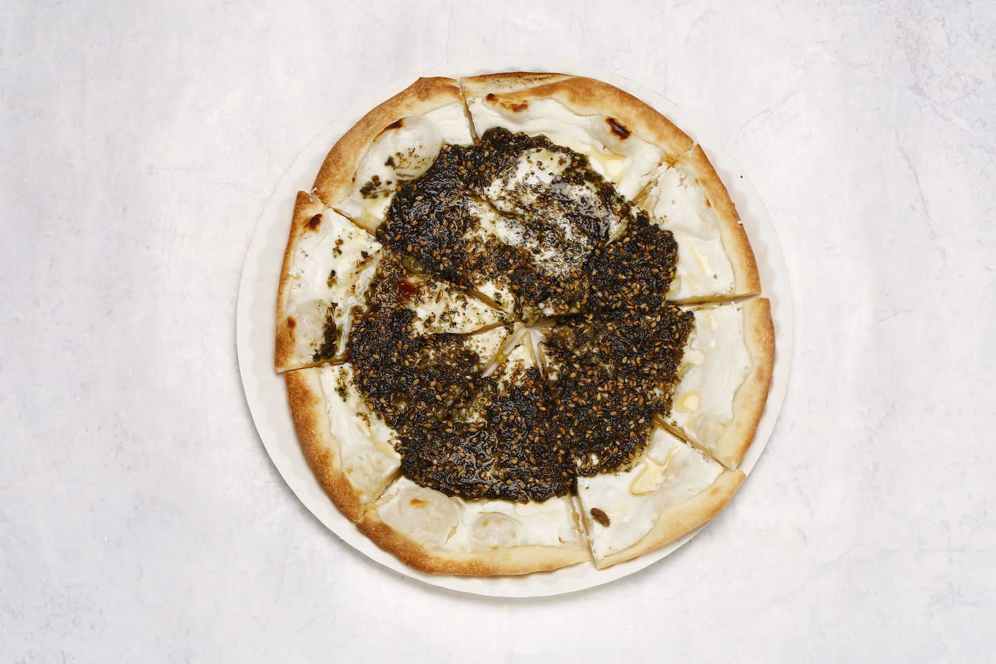 لبنة مع الزعتر