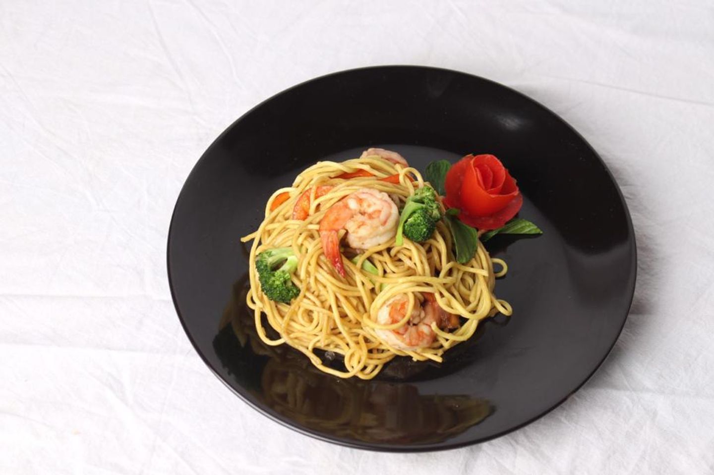 Chinese Pasta With Shrimp