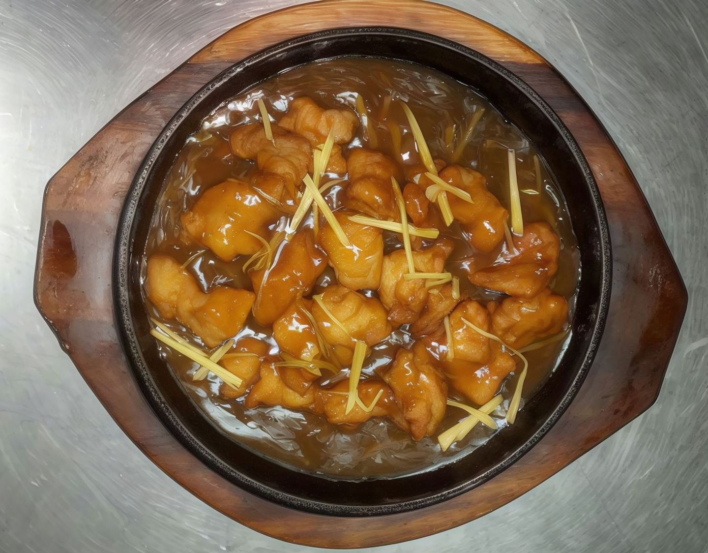 Fish With Ginger And Garlic Sauce