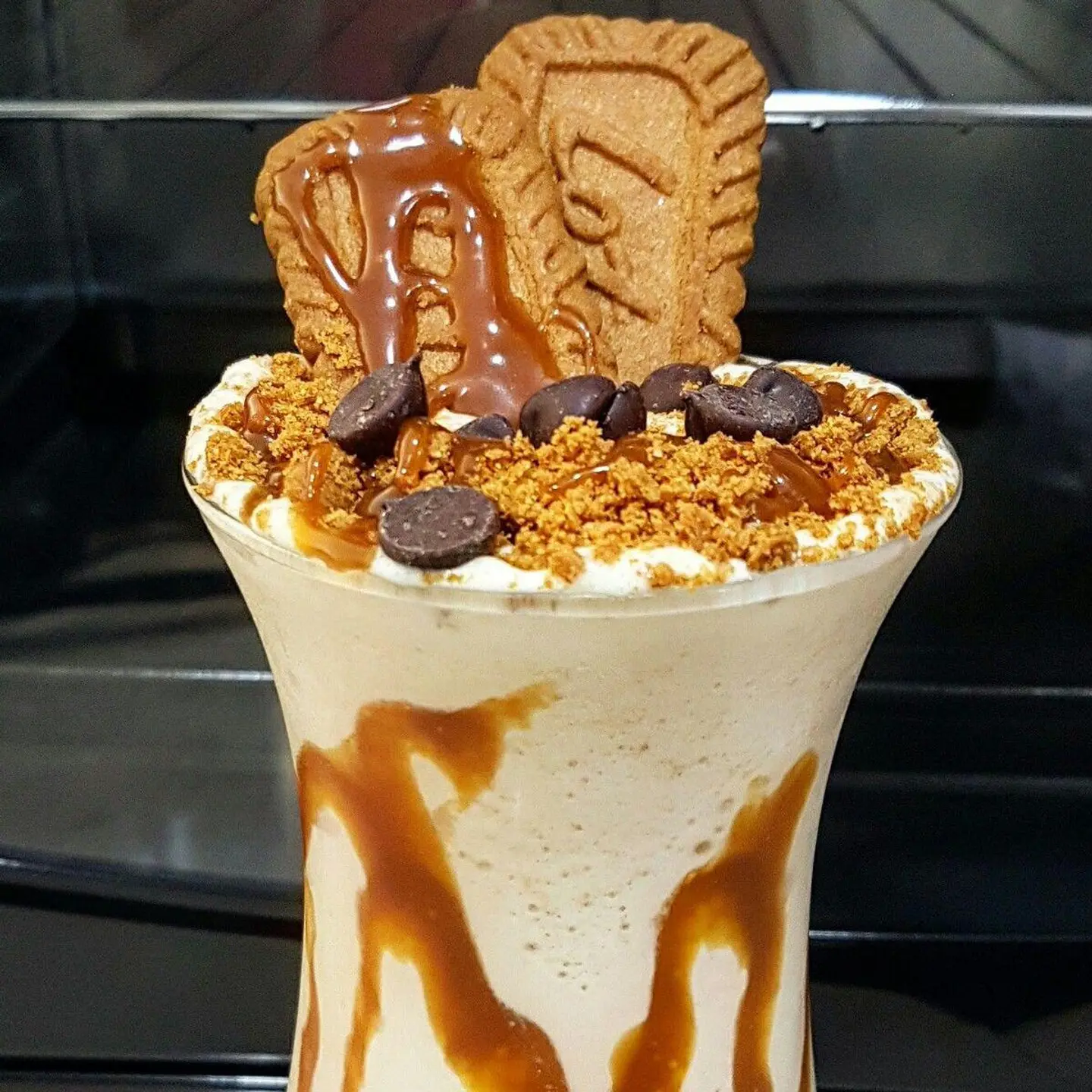ايس لوتس