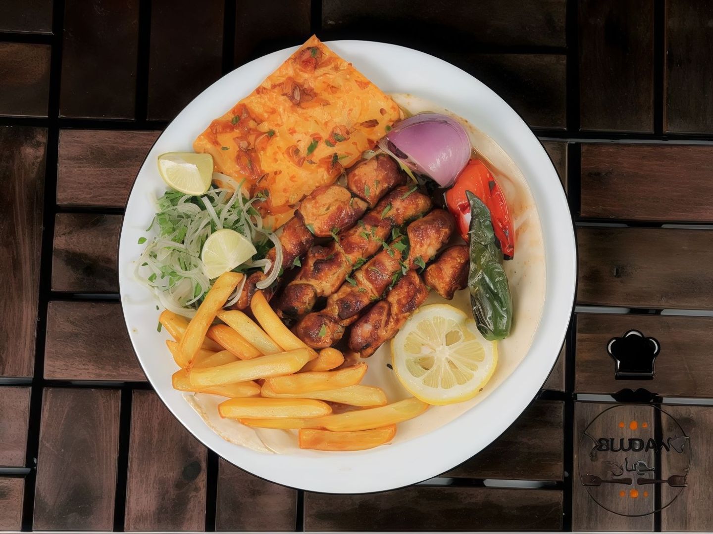 صحن شيش طاووق