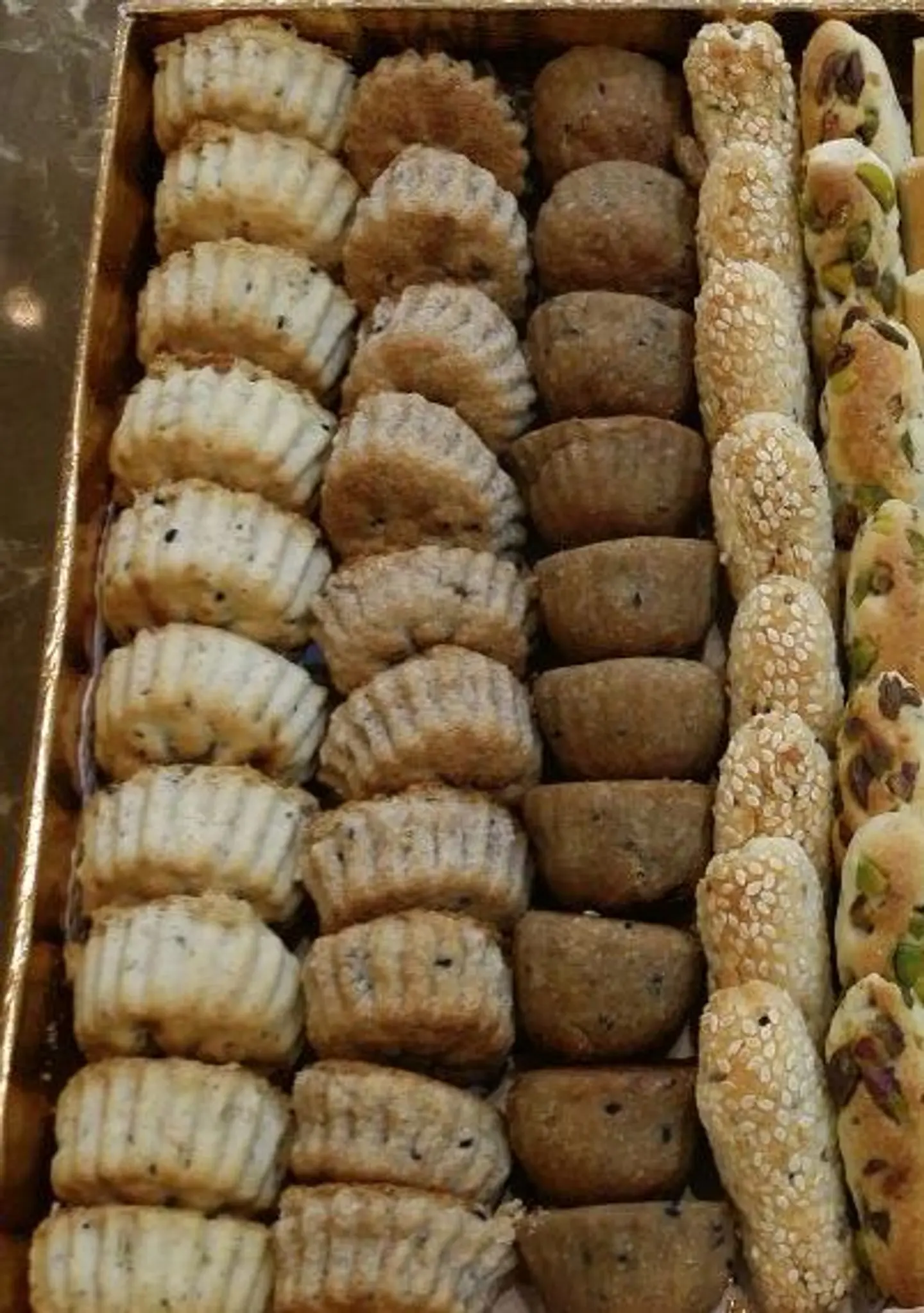 معمول تمر أصابع سمسم - نص كيلو