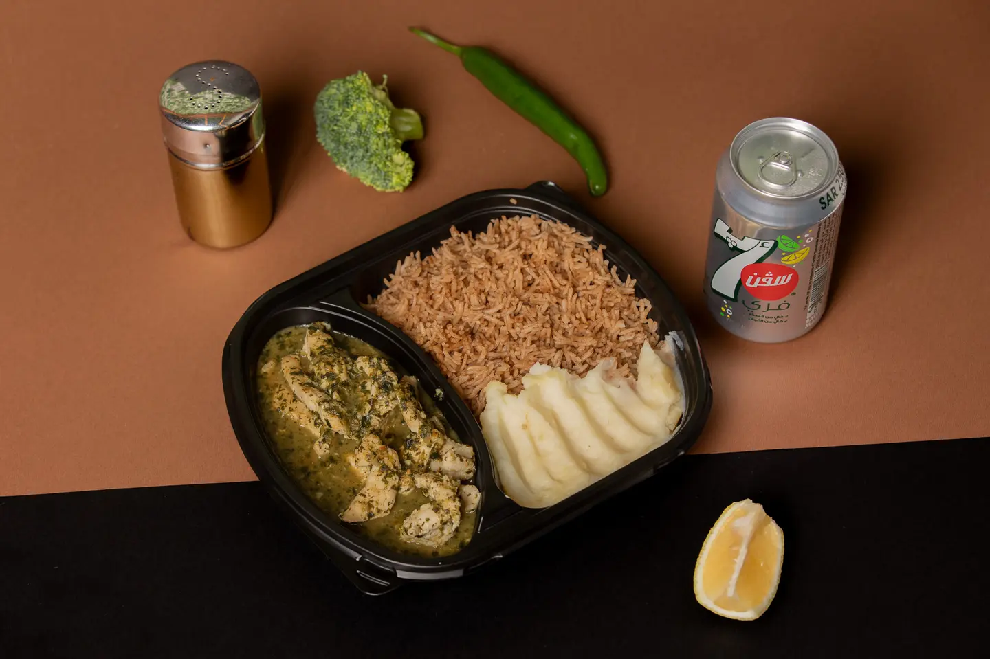 دجاج بالملوخیة