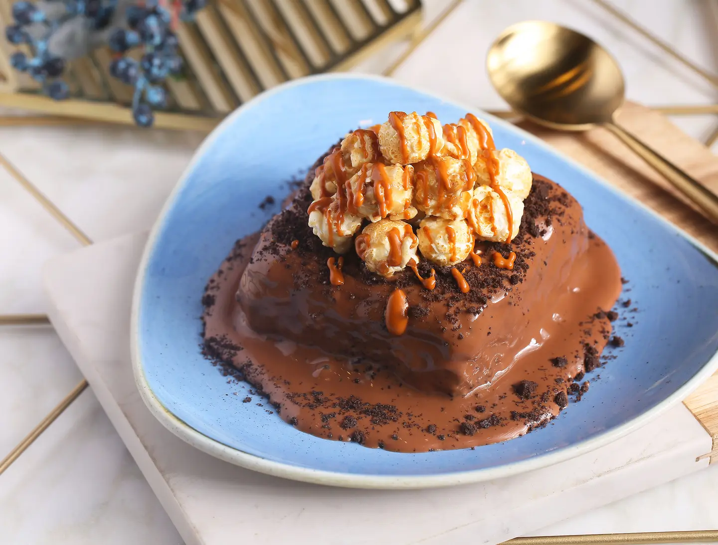 Salted Caramel Cake