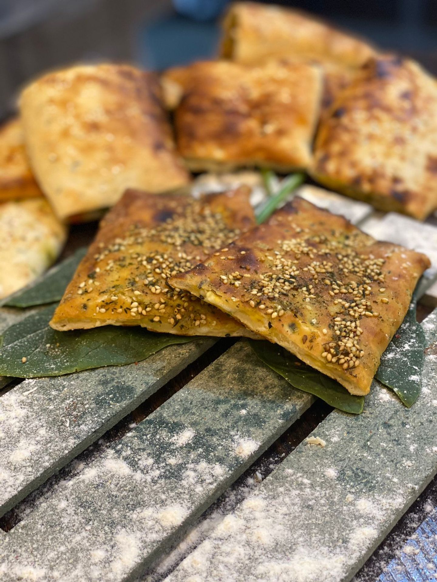 مشطورة الجبن بالزعتر