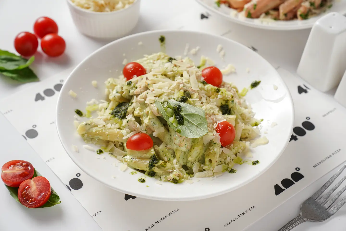 بنا دجاج بصوص البيستو