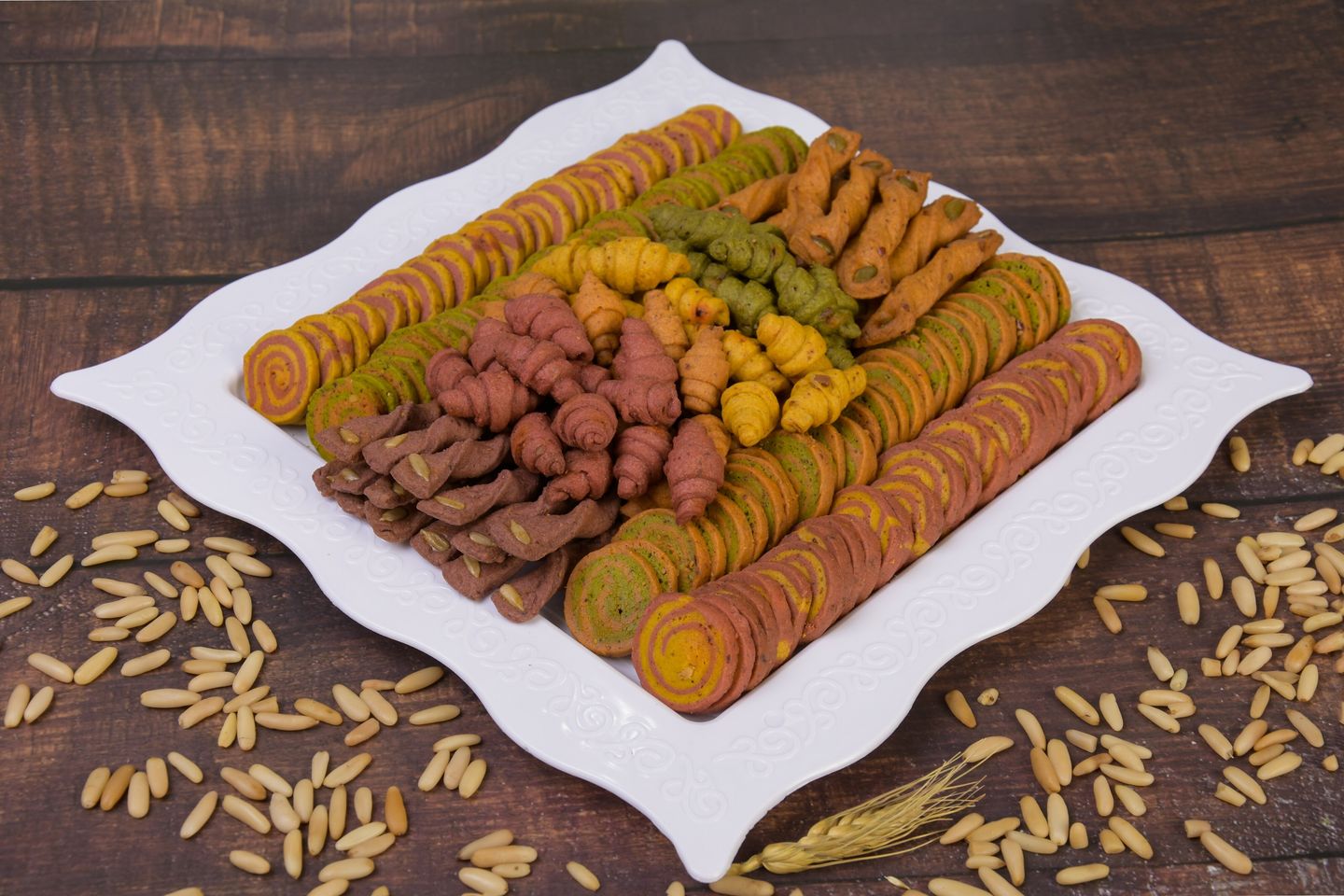 صحن موالح بعجينة الصنوبر{600غرام}