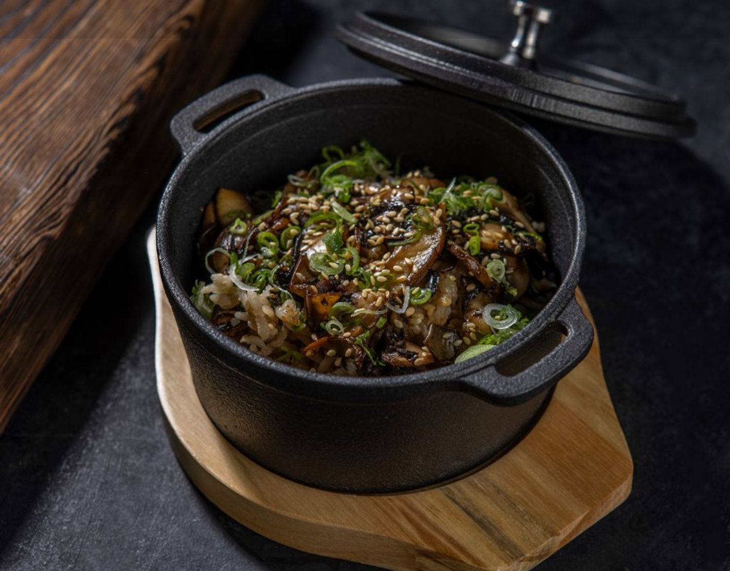 Mushroom Hot Pot