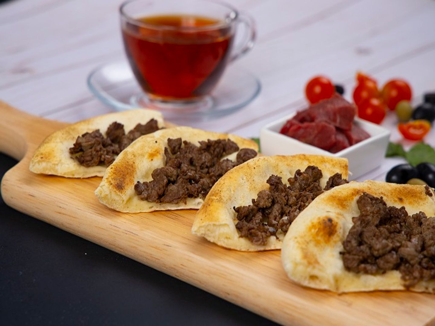 مناقيش لحم