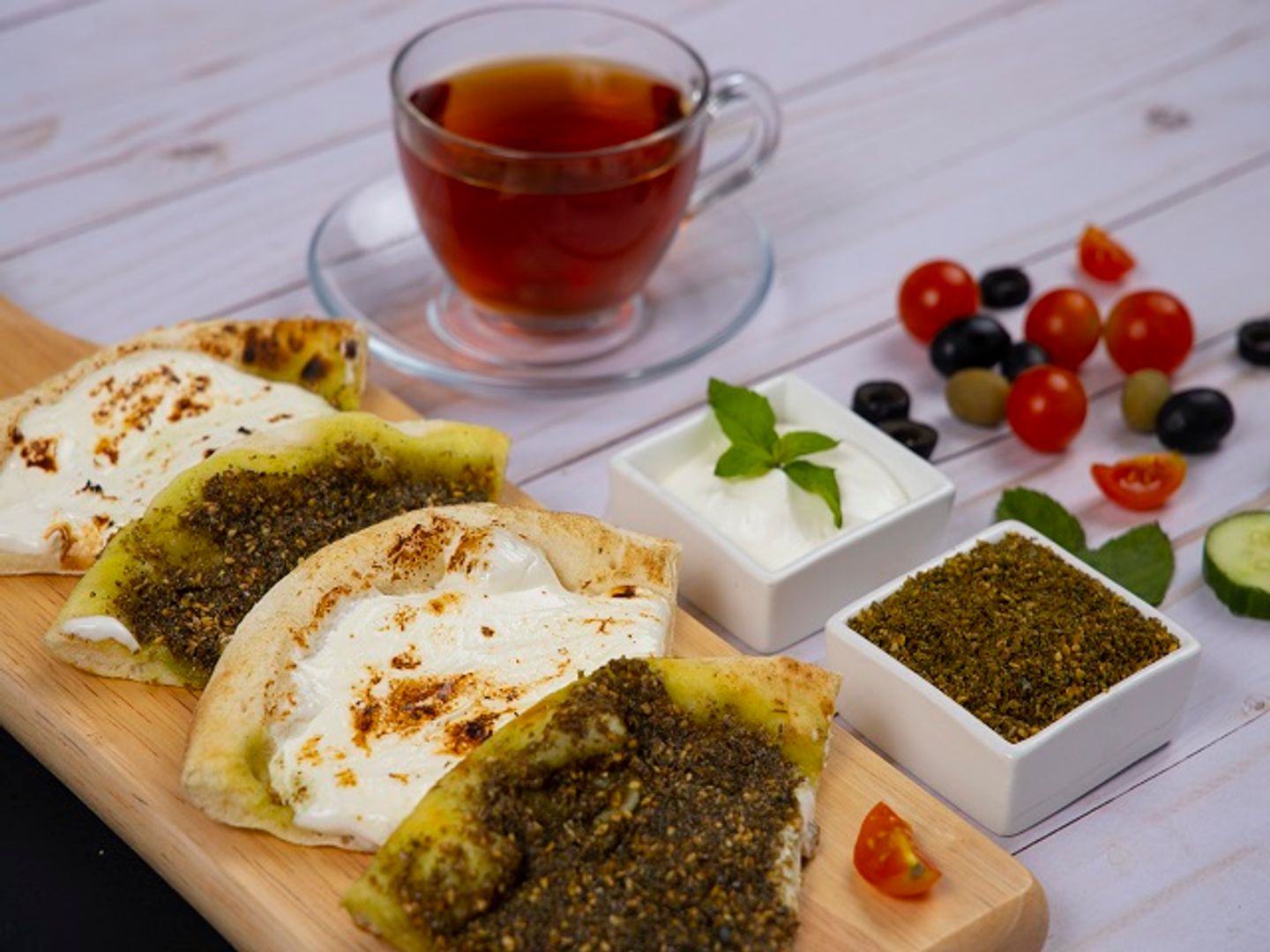مناقيش لبنه زعتر
