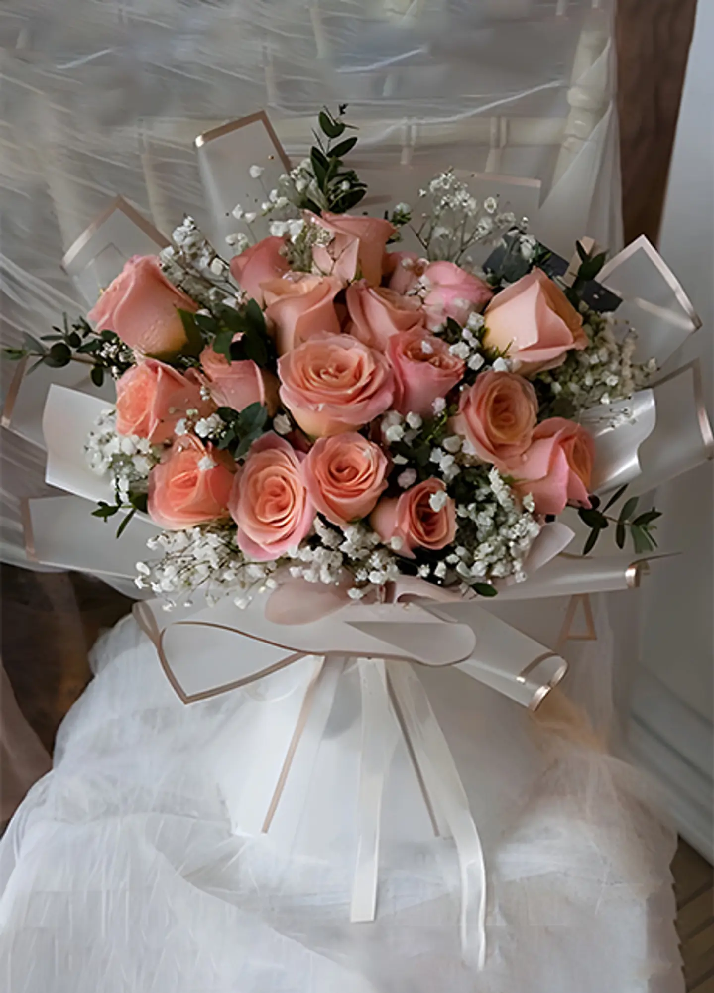 Hand Bouquet  16 Light Pink  Roses