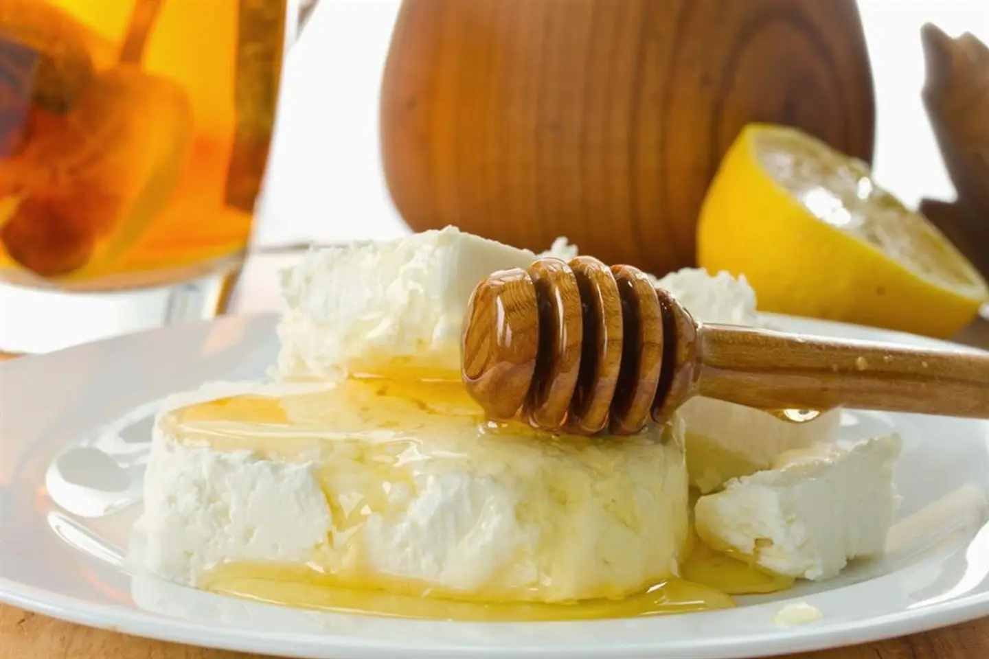 صحن قشطه بالعسل