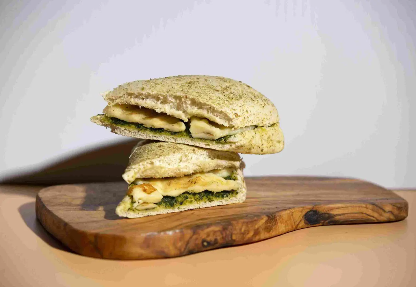 ساندوتش حلوم