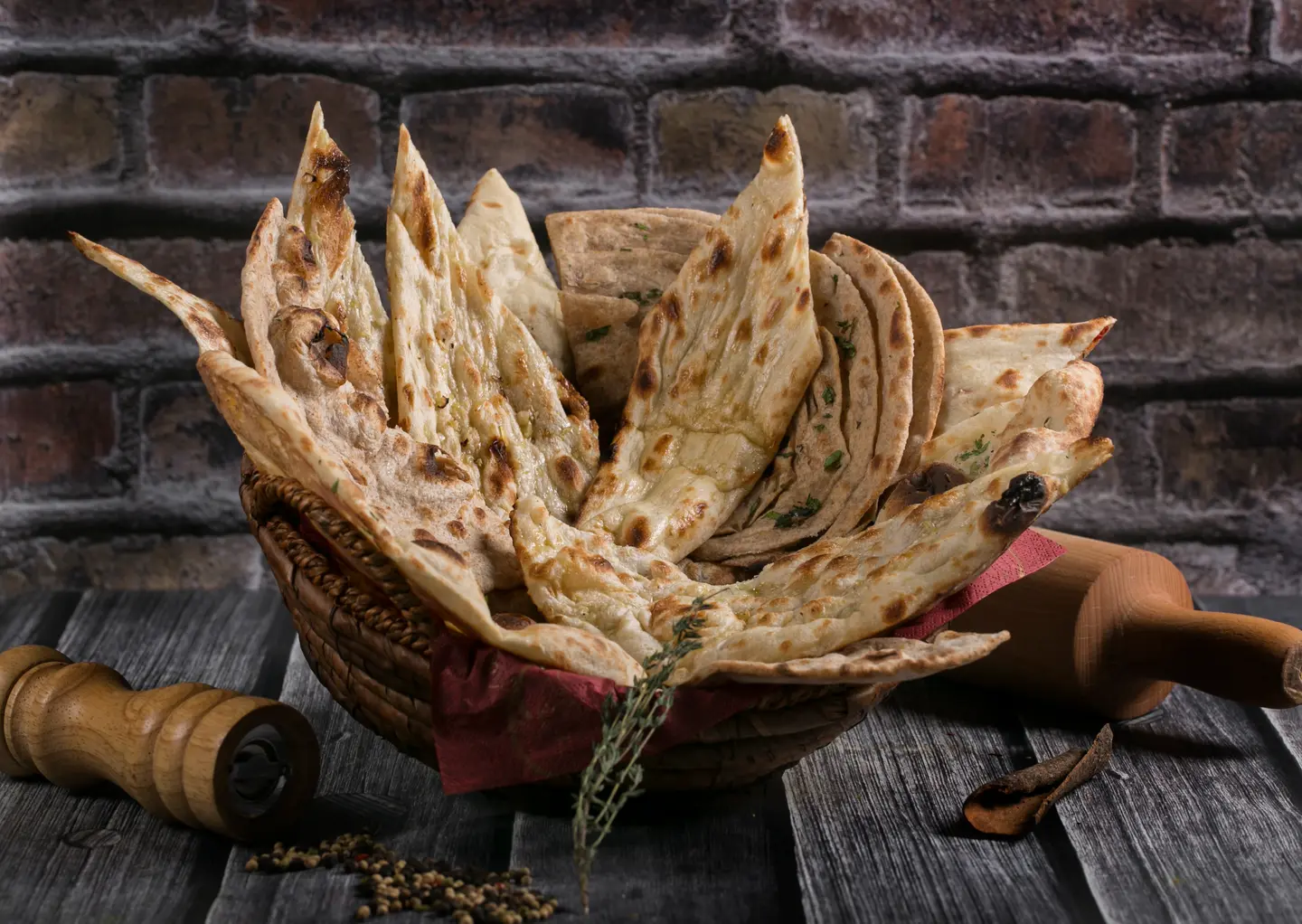 Mix Naan Basket