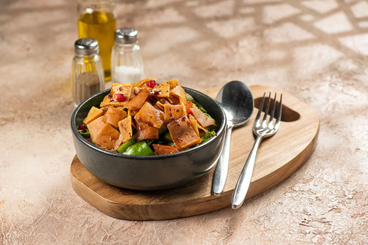 سلطة الفتوش