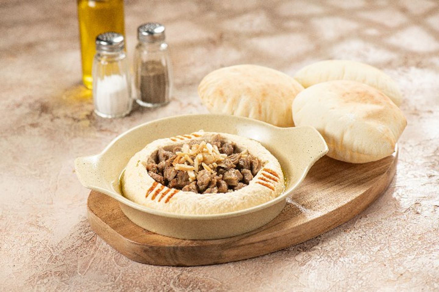 Hummus With Meat