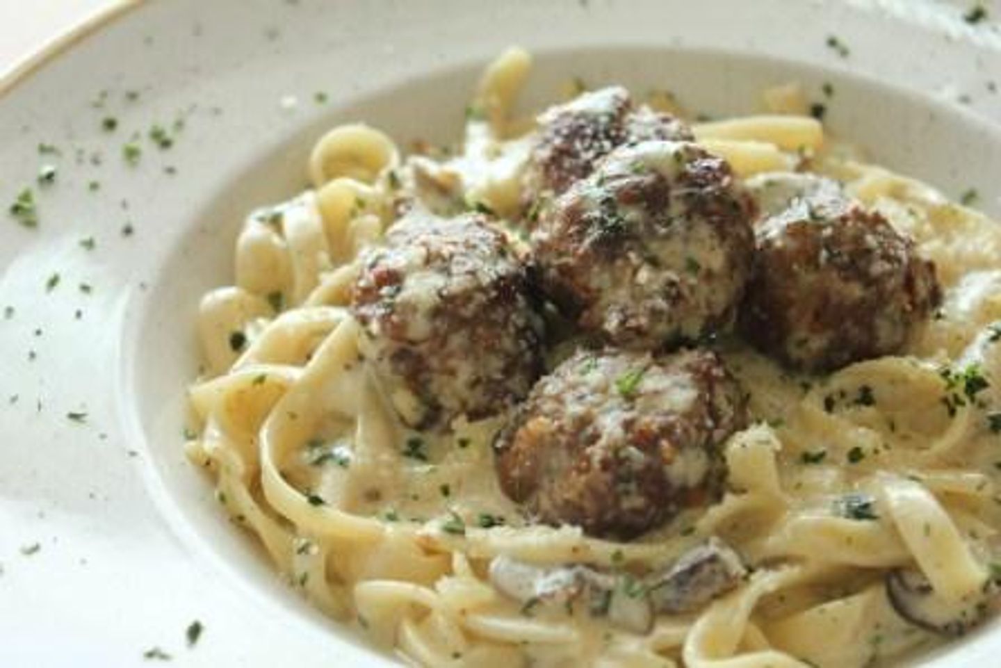 Meatballs Con Fettuccini