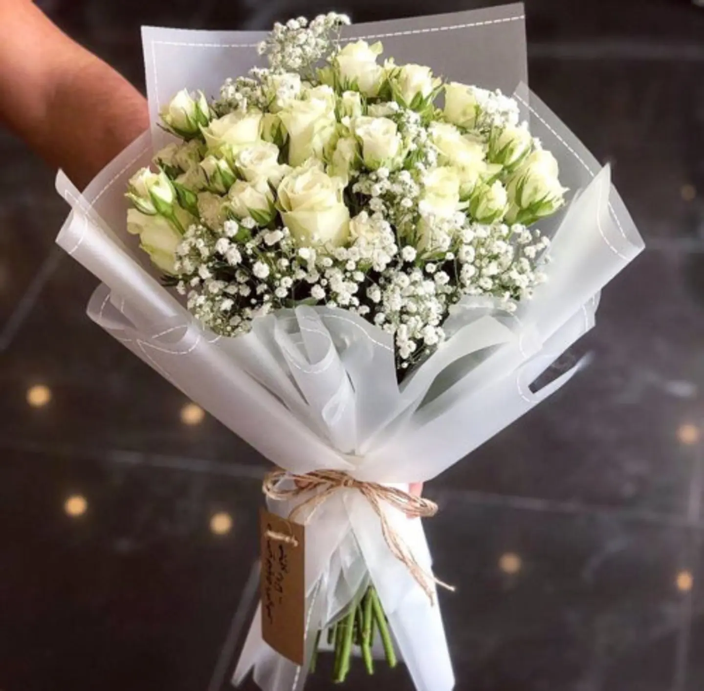 باقة ورد طبيعي  بي 10