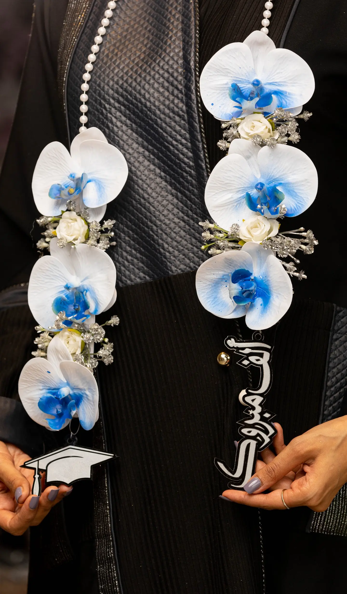 عقد ورد صناعي 1