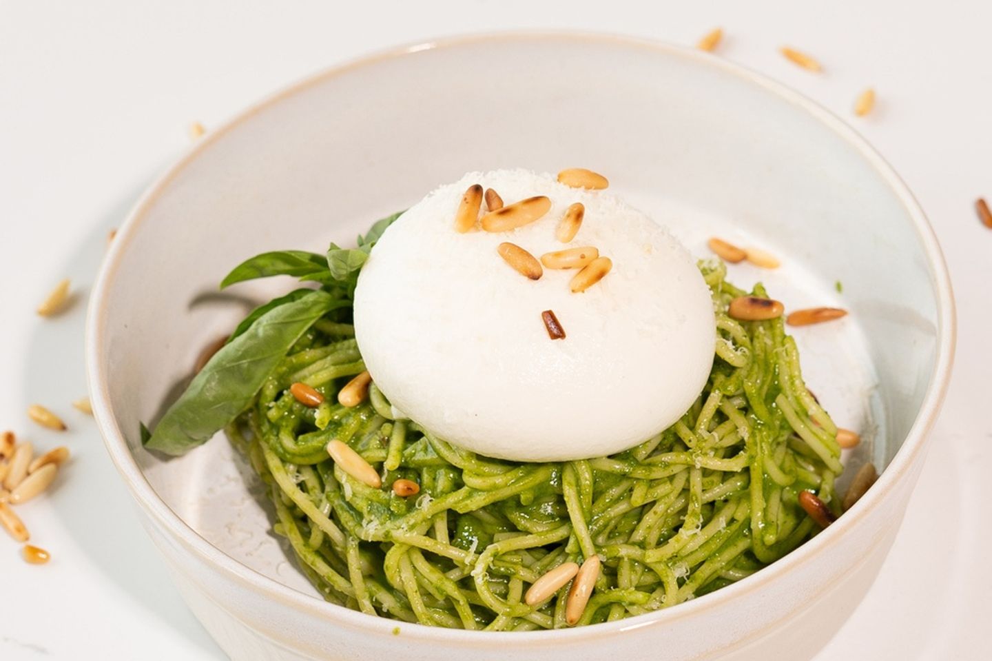 Spaghetti Pesto Burrata