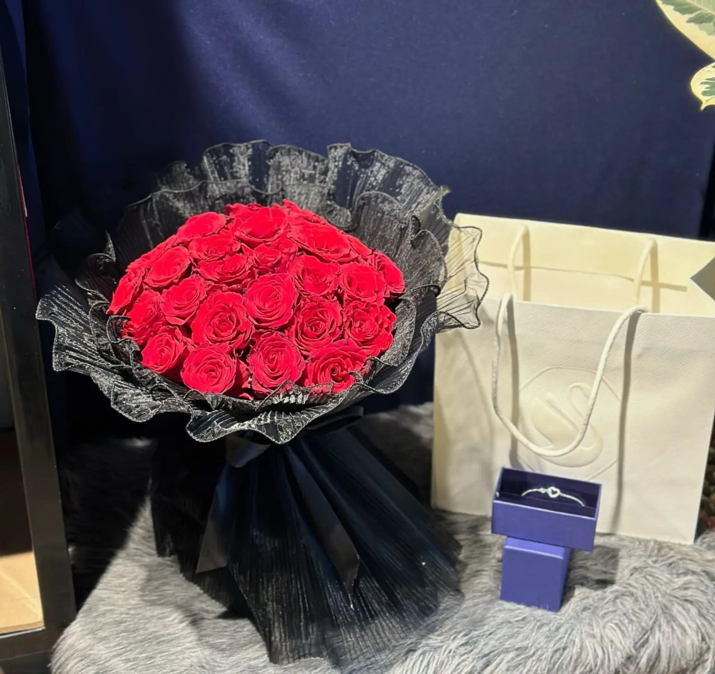 Red Roses Bouquet With Swarovski Bracelet